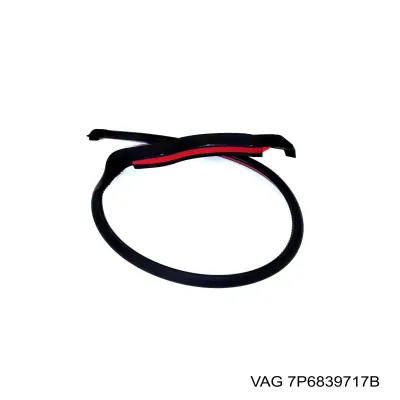 Уплотнитель двери задней левой (на кузове) VAG 7P6839717B
