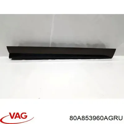 Накладка (молдинг) порога наружная передняя правая VAG 80A853960AGRU