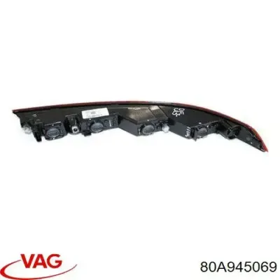 Фонарь заднего бампера левый VAG 80A945069