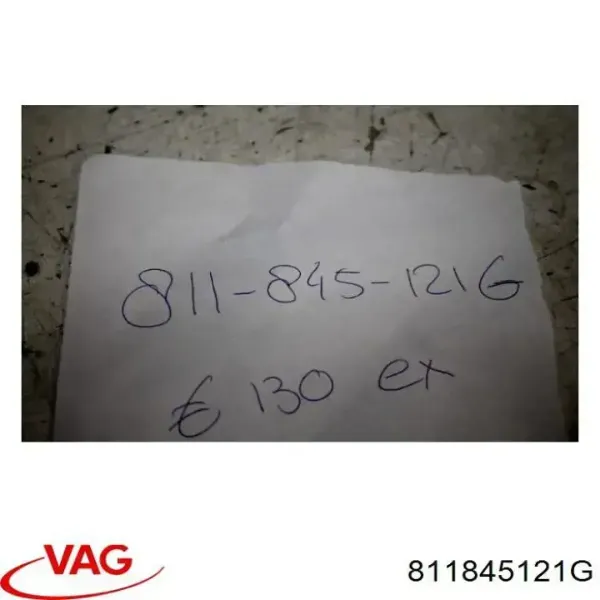 Лобовое стекло 811845121G VAG