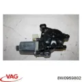 Мотор стеклоподъемника двери передней правой VAG 8W0959802