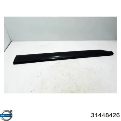 Накладка двери передней правой VOLVO 31448426