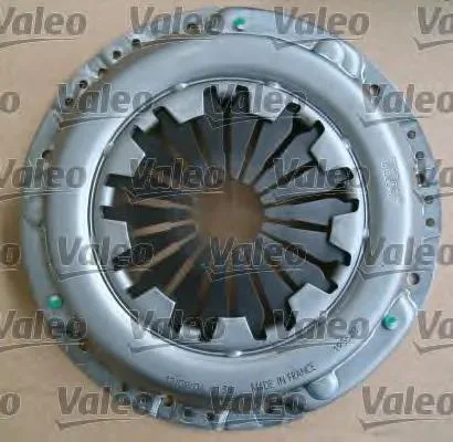 Купить 826710 VALEO Комплект сцепления (диск, корзина, подшипник)