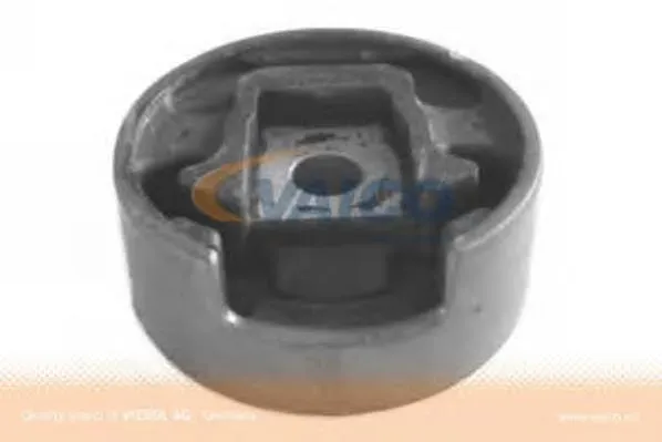 Сайлентблок V101558 VEMO/Vaico