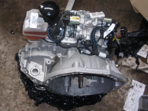 Механизм переключения передач Renault Master III