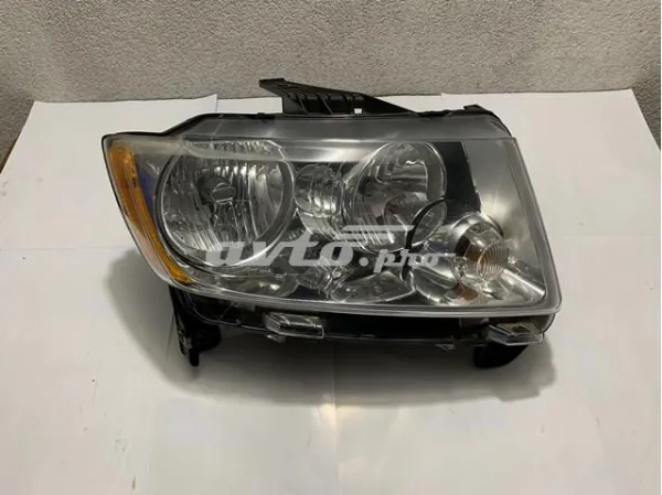 Правая фара 68088868AB Chrysler