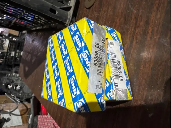 63006EE SNR Подвесной подшипник передней полуоси