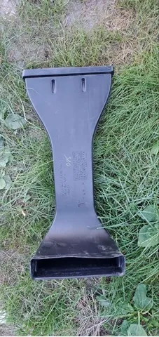  100828100F Tesla