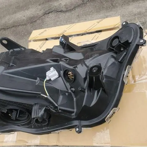 Купить 8114542842 Toyota Фара основная правая