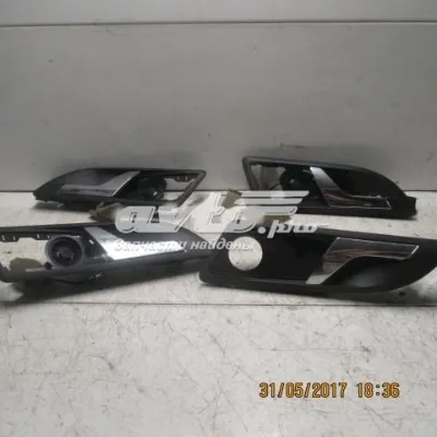Ручка двери задней внутренняя левая VAG 1Z0839221A739