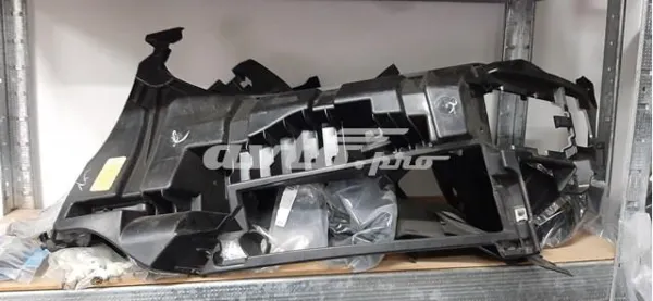 Кронштейн крепления противотуманной фары левой 51117399977 BMW