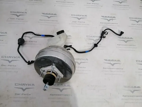 Главный тормозной цилиндр LR061403 Land Rover