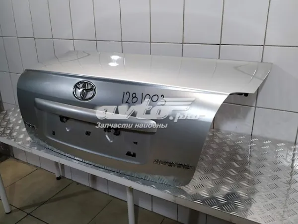 Пятая дверь Toyota Avensis II седан (T25) (2003 - 2008) цена, от