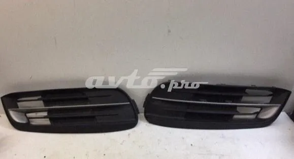 Решетка бампера переднего правая 51117331734 BMW