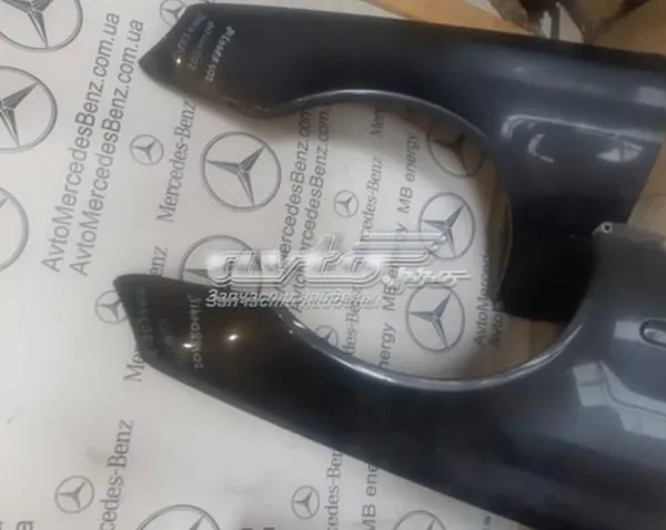 Крыло переднее левое A2038800318 Mercedes