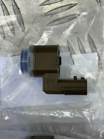  284387FM5C Nissan/Infiniti