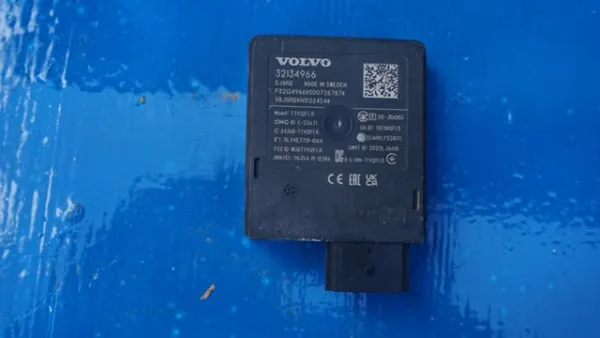 Радарный датчик дистанции 32134966 Volvo