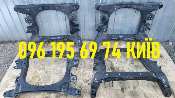 Подрамник передний 5110030671 Toyota