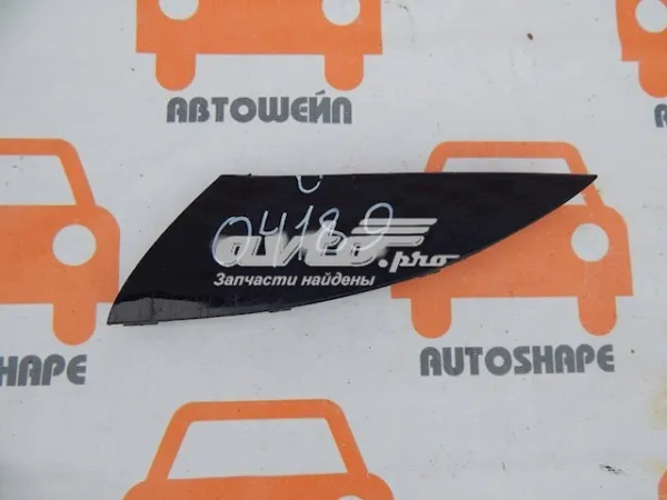 Заглушка бампера буксировочного крюка передняя правая 865174L500 Hyundai/Kia