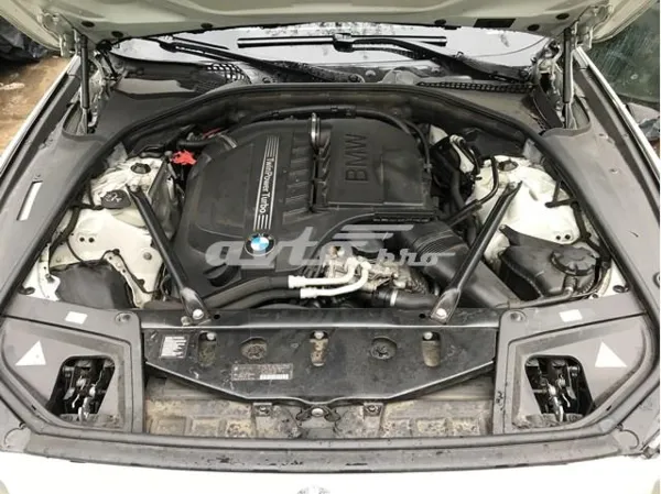 Двигатель 11002413114 BMW