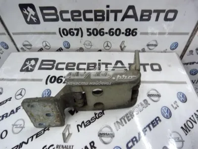 Петля двери задней (распашной) правая нижняя CHRYSLER 68006456AA