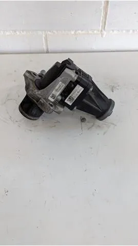 Клапан EGR рециркуляции газов PEUGEOT 9829870080