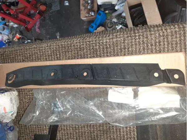  51118084176 BMW