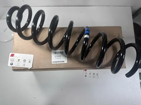 Передняя пружина A2133210704 Mercedes