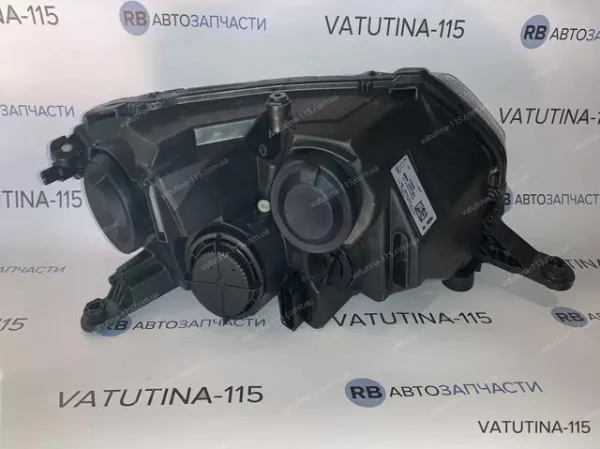 Левая фара 44893 VALEO