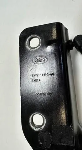 Петля капота правая LR139329 Land Rover
