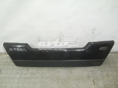 Накладка багажника (двери 3/5-й задней) нижняя NISSAN 90901JG00D