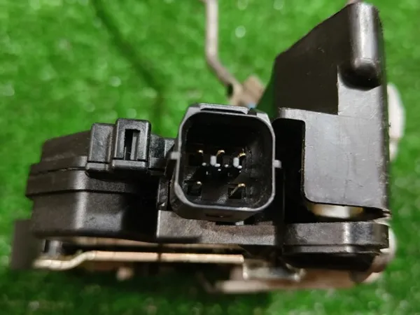 sakさま専用 サクスニーイザック クオーツ クロノグラフ SY15219-WH メンズ 電池式