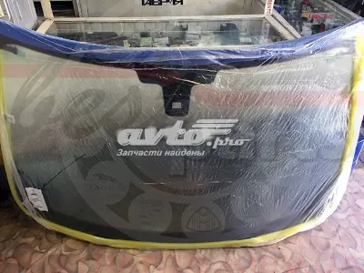 Стекло лобовое LAND ROVER LR048389