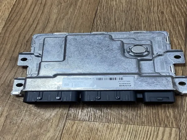 Блок управления двигателем 237107756S Renault (RVI)