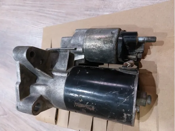  1005831394 Renault (RVI)