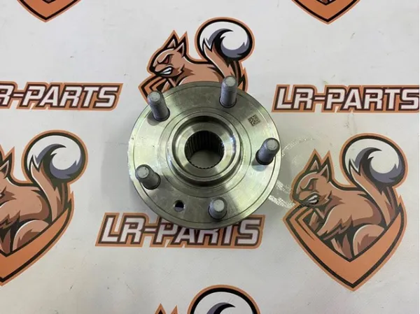 Передняя ступица LR179002 Land Rover