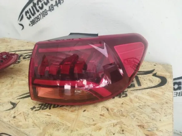 Фонарь задний правый внешний 92402C5600 Hyundai/Kia