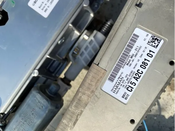 Магнитола 65125A2C081 BMW