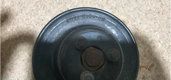 Шкив помпы Land Rover Range Rover III