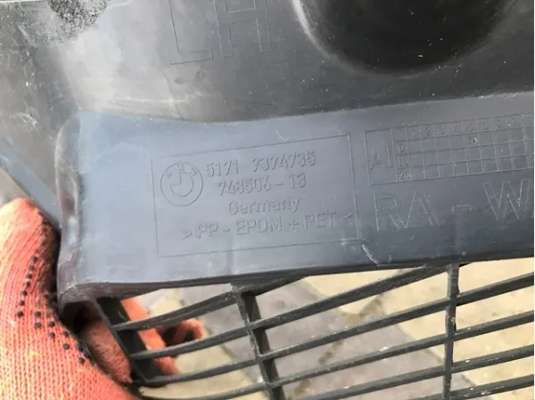 51717374735 BMW