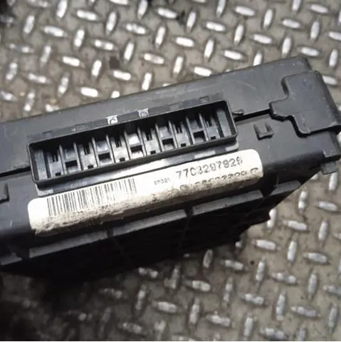  7703297929 Renault (RVI)