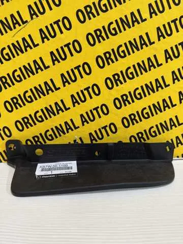 Брызговик передний левый KB7W56115B Mazda