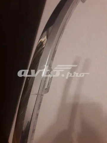 Молдинг бампера заднего правый VAG 5618534602ZZ