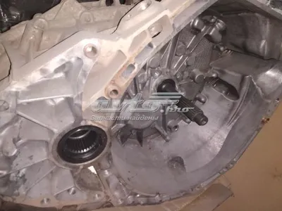 КПП в сборе (механическая коробка передач) RENAULT 320103603R