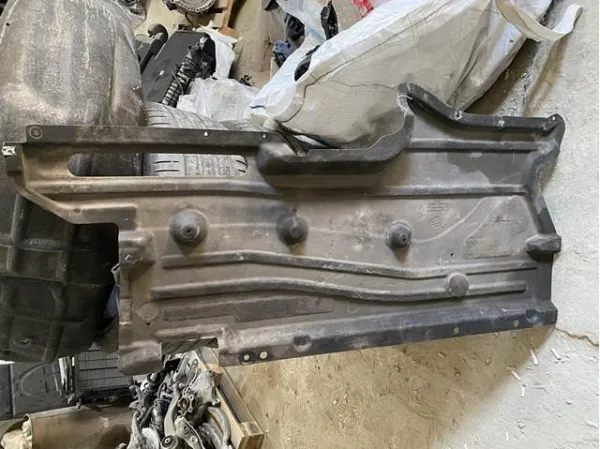 51757377151 BMW Защита днища левая