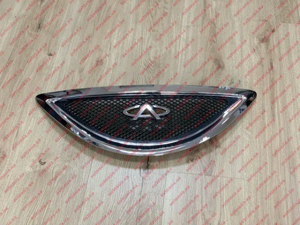 Решетка радиатора S218401111 Chery