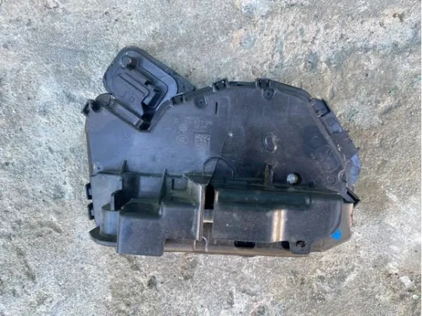 Дверной замок передний правый Volkswagen Jetta VII седан (BU3, BU4) (2017 - 2025) цена, от 15.02 USD