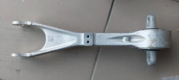  142042100G Tesla