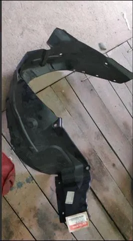 Подкрылок переднего крыла, правый Киа Кларус 