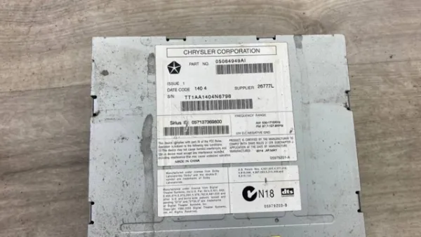 CHRYSLER カーオーディオ 05064951AK 5064949AK Chrysler - купить недорого в Украине